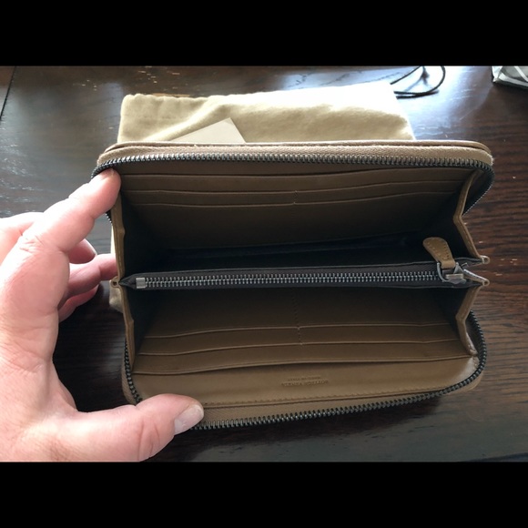 Bottega Veneta Cosmos Continental Zip Wallet - Picture 4 of 6